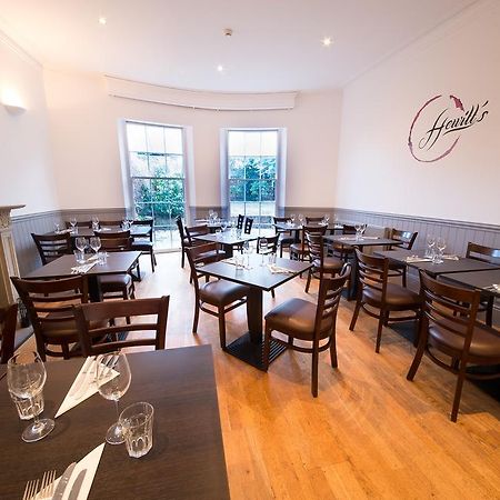 Hewitts Hotel And Restaurant نيوبورت المظهر الخارجي الصورة